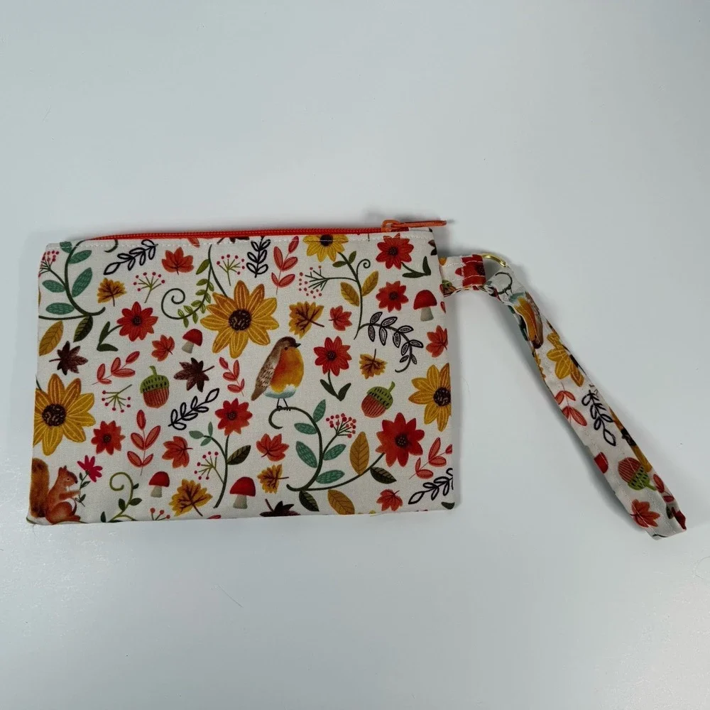Handmade Wristlet Zipper Pouch Purse Clutch Lightweight Strap New Flowers Fall